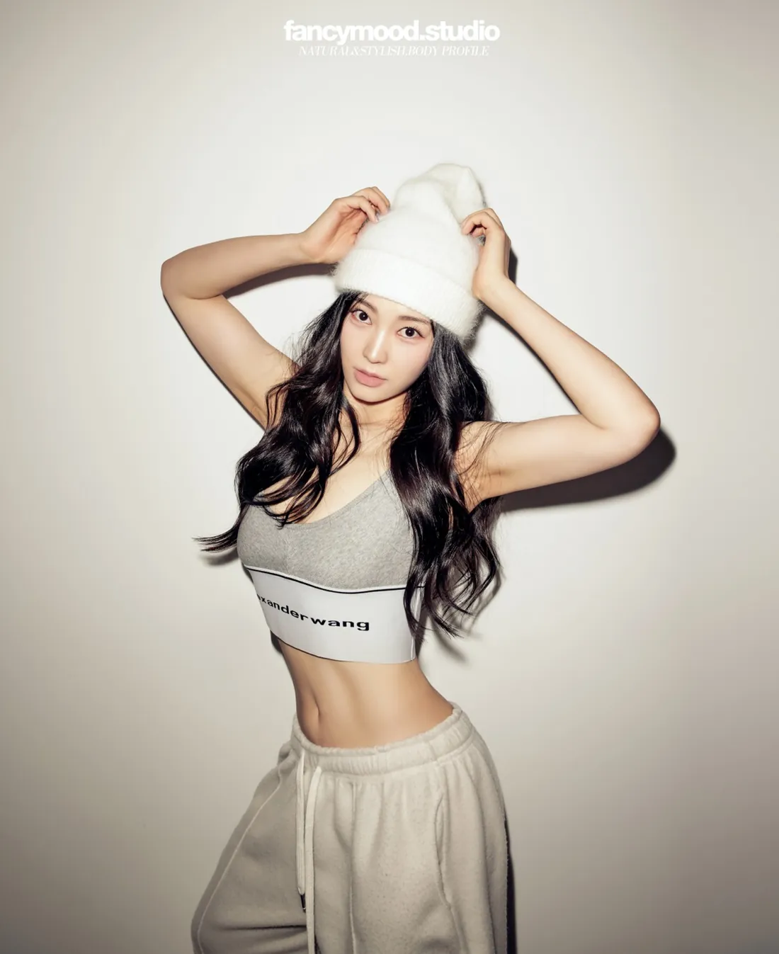 토니바디W우먼 바디프로필 사진 1