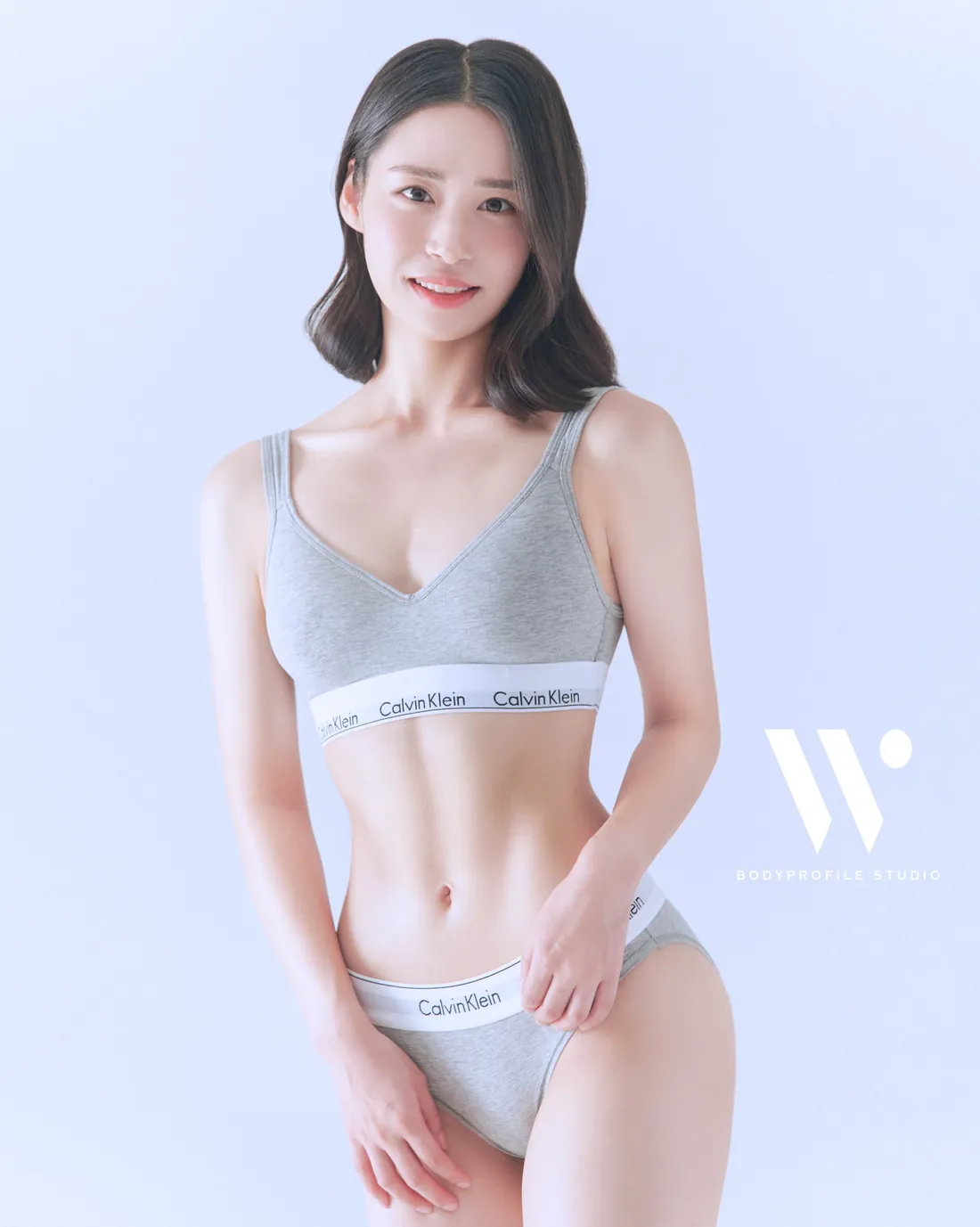 토니바디W우먼 바디프로필 사진 2